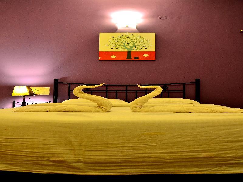 Garima Of Mandrem Hotel Екстериор снимка