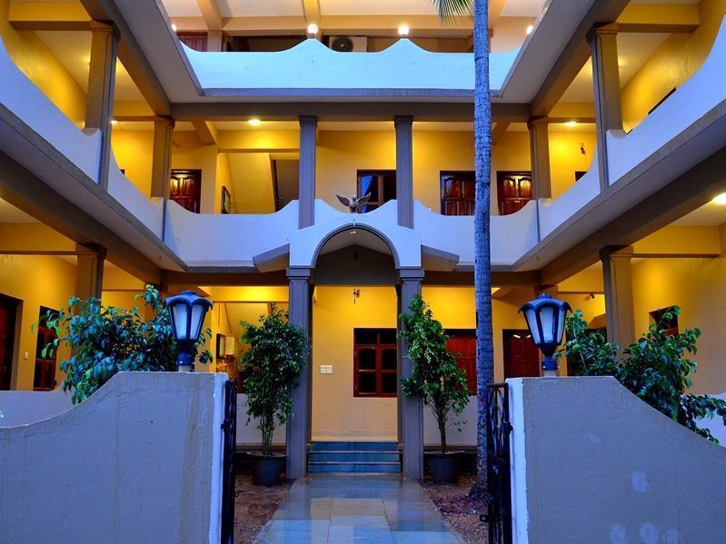 Garima Of Mandrem Hotel Екстериор снимка